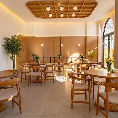 Wesuites フェティエ